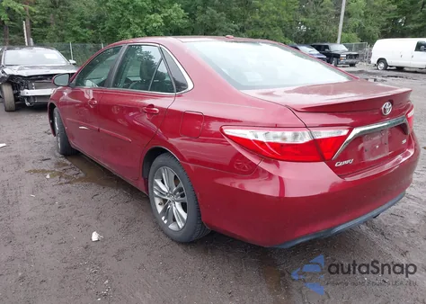 2017 Toyota Camry Se z USA, uszkodzony, nr VIN 4T1BF1FK6HU646830
